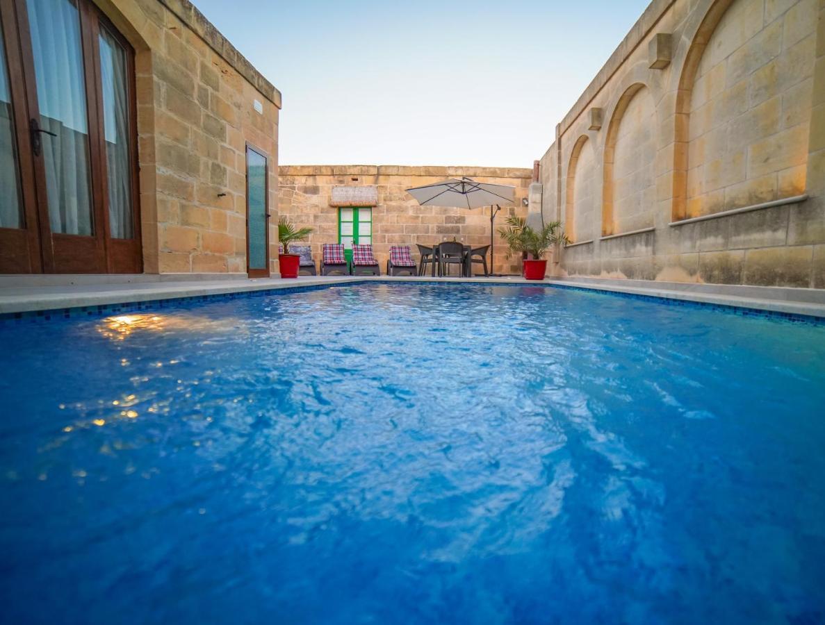 Sant Anton Tal-Qabbieza Farmhouse Villa Kerċem Eksteriør bilde